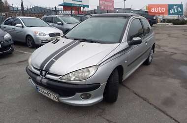 Хэтчбек Peugeot 206 2001 в Киеве