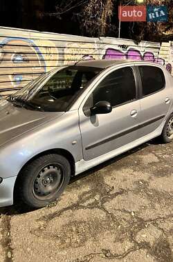 Хэтчбек Peugeot 206 2003 в Одессе