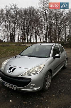 Хетчбек Peugeot 206 2011 в Тлумачі