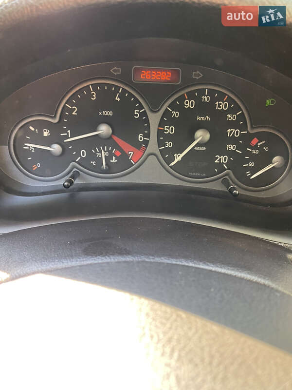 Хэтчбек Peugeot 206 2001 в Чемеровцах фото 14 Хэтчбек Peugeot 206 2001 в Чемеровцах