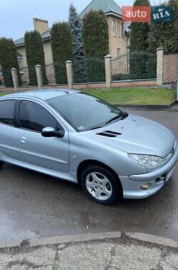 Хетчбек Peugeot 206 2008 в Луцьку