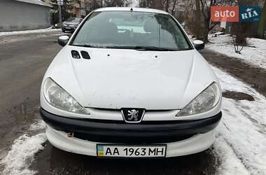 Хетчбек Peugeot 206 2007 в Києві