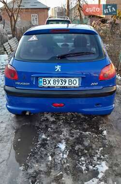 Хетчбек Peugeot 206 2003 в 