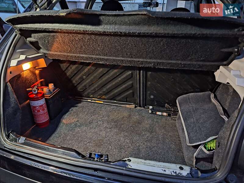 Хетчбек Peugeot 206 2011 в Луцьку