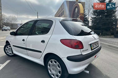 Хэтчбек Peugeot 206 2007 в Белой Церкви