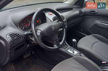 Хэтчбек Peugeot 206 2006 в Стрые