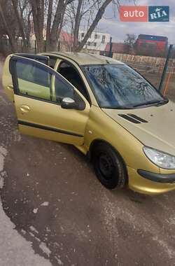 Хэтчбек Peugeot 206 2005 в Львове