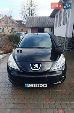 Хэтчбек Peugeot 206 2011 в Луцке