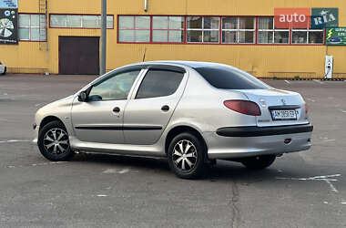 Седан Peugeot 206 2007 в 