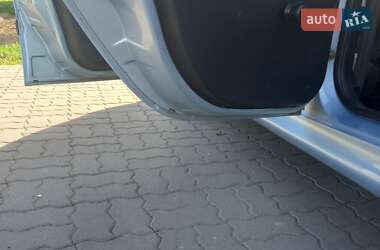 Хэтчбек Peugeot 206 2006 в 