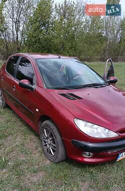 Хэтчбек Peugeot 206 2006 в 