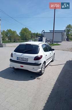 Хетчбек Peugeot 206 2007 в 