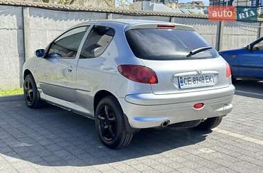 Хетчбек Peugeot 206 2001 в 