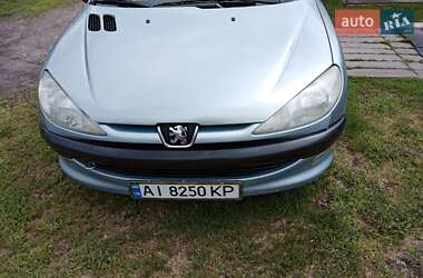 Хетчбек Peugeot 206 2002 в Ставищі
