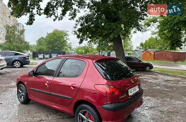 Хетчбек Peugeot 206 2007 в 
