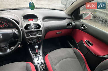 Хетчбек Peugeot 206 2007 в 
