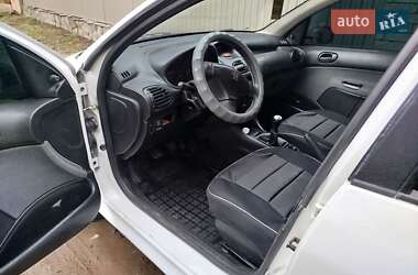 Седан Peugeot 206 2007 в 