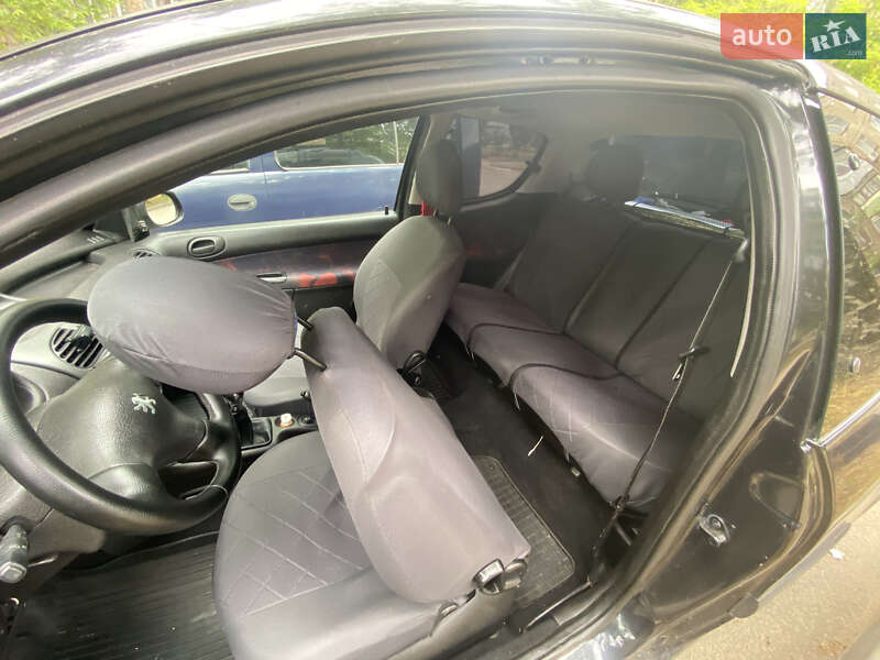 Хетчбек Peugeot 206 1999 в Херсоні