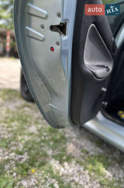 Хетчбек Peugeot 206 2008 в 