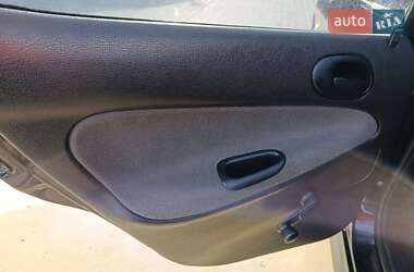 Седан Peugeot 206 2007 в 