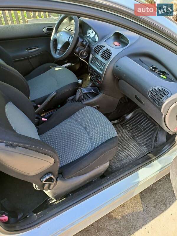 Універсал Peugeot 206 2003 в Львові