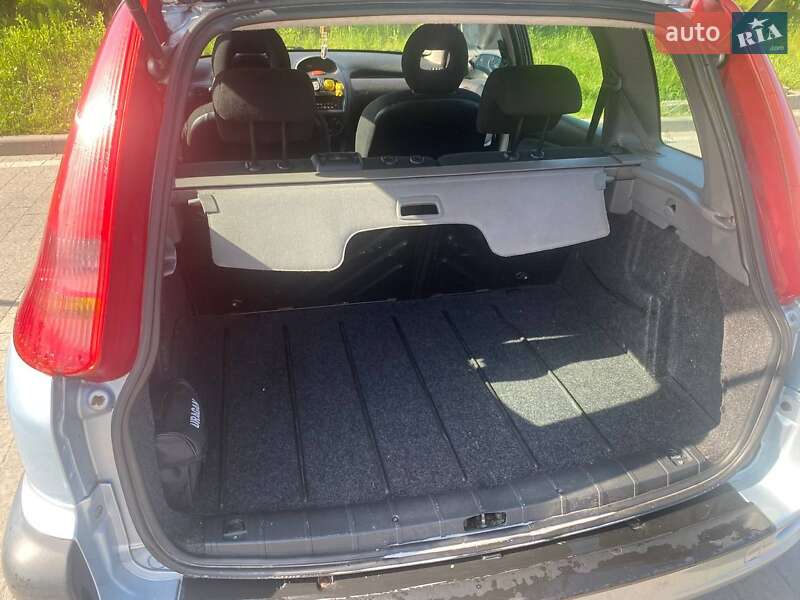 Универсал Peugeot 206 2002 в Дрогобыче фото 16 Универсал Peugeot 206 2002 в Дрогобыче