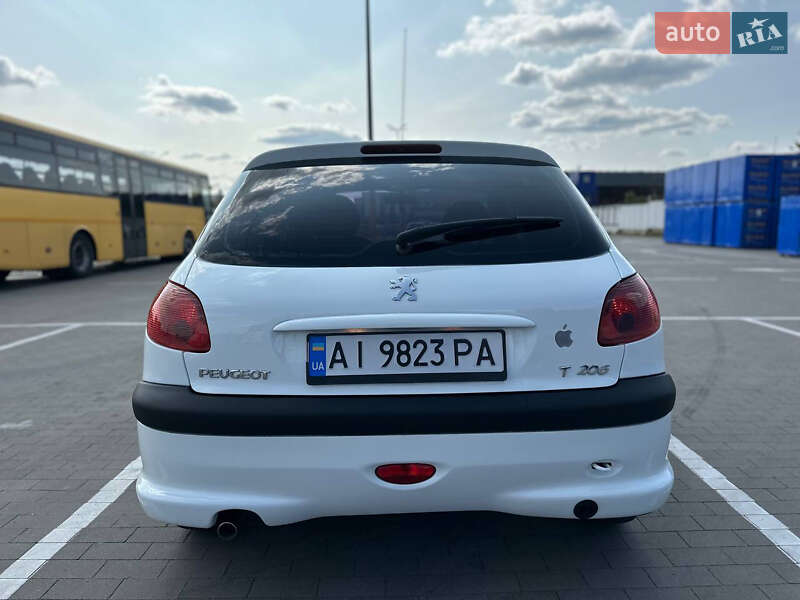 Хэтчбек Peugeot 206 2008 в Белой Церкви