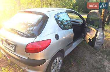 Хэтчбек Peugeot 206 1999 в 