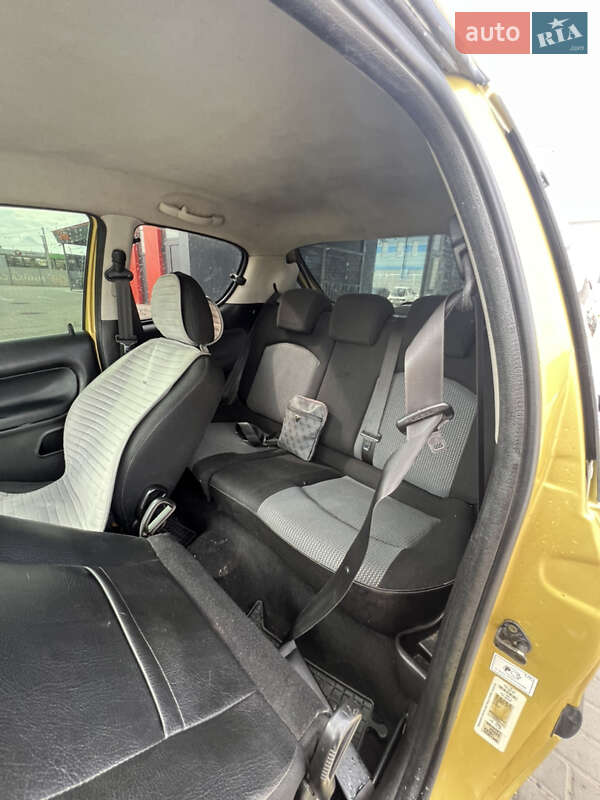 Хетчбек Peugeot 206 2003 в Львові