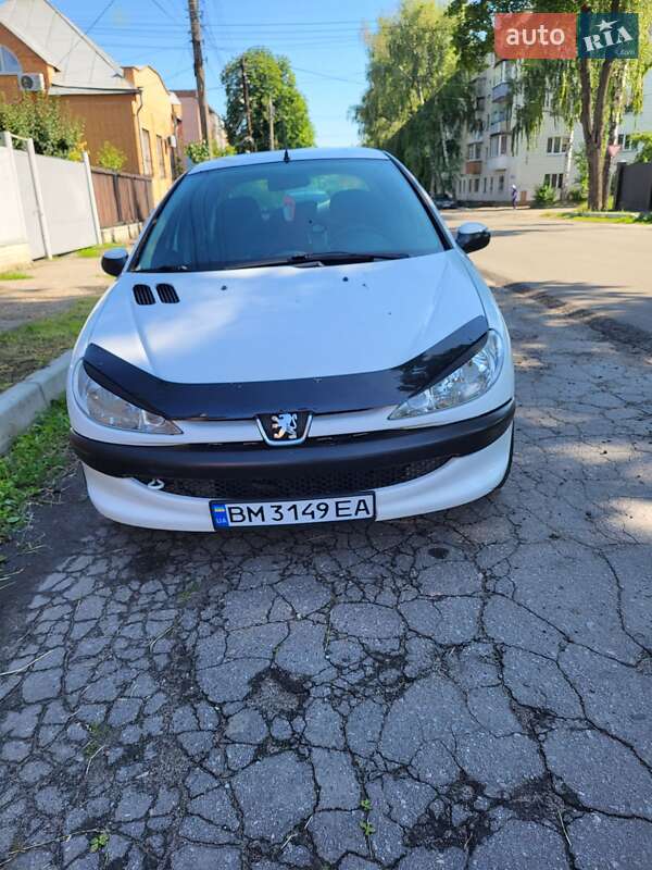 Хетчбек Peugeot 206 2008 в Сумах