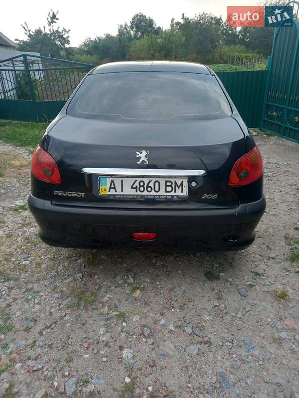 Седан Peugeot 206 2008 в Рокитному