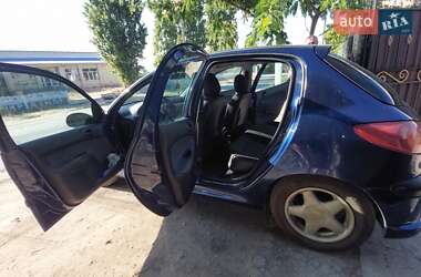 Хетчбек Peugeot 206 2007 в 