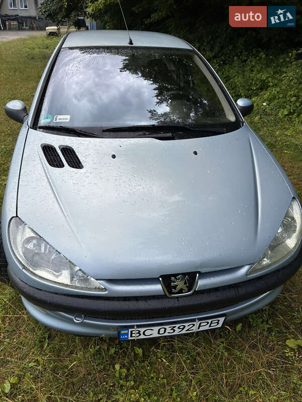 Peugeot 206 2003