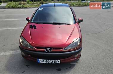 Хэтчбек Peugeot 206 2005 в Днепре