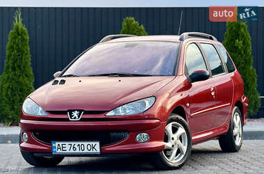 Хэтчбек Peugeot 206 2004 в Днепре