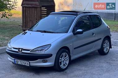 Хэтчбек Peugeot 206 2000 в Запорожье