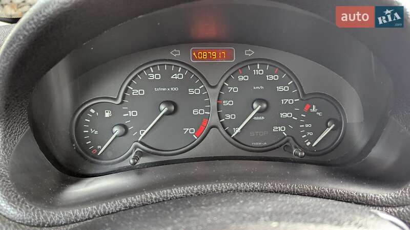 Седан Peugeot 206 2008 в Полтаве