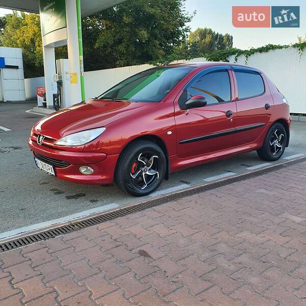 Хетчбек Peugeot 206 2003 в Києві фото 7 Хетчбек Peugeot 206 2003 в Києві