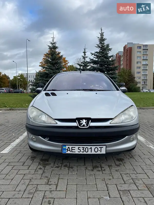 Peugeot 206 2003