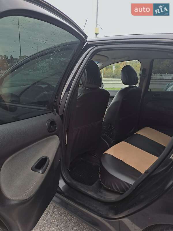 Седан Peugeot 206 2007 в Виннице