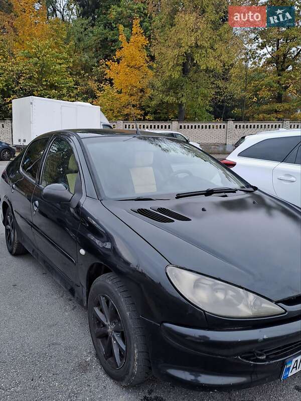 Седан Peugeot 206 2007 в Виннице