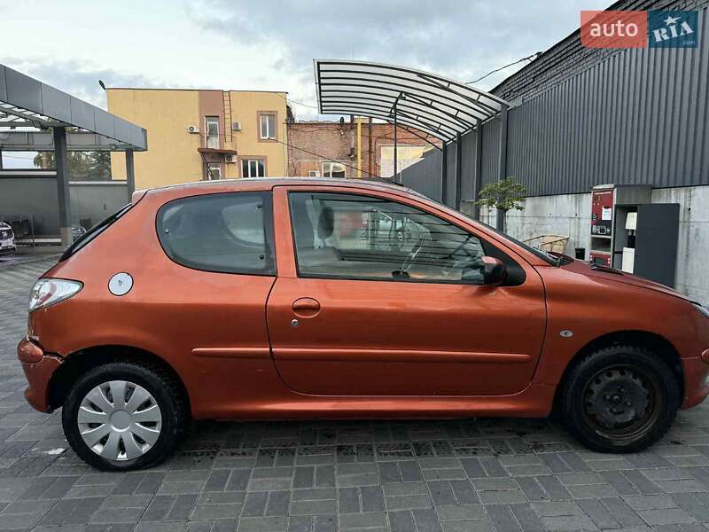 Хэтчбек Peugeot 206 1999 в Хмельницком фото 2 Хэтчбек Peugeot 206 1999 в Хмельницком