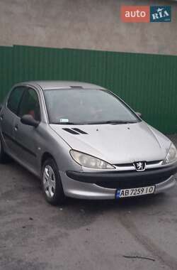 Хетчбек Peugeot 206 2004 в Калинівці