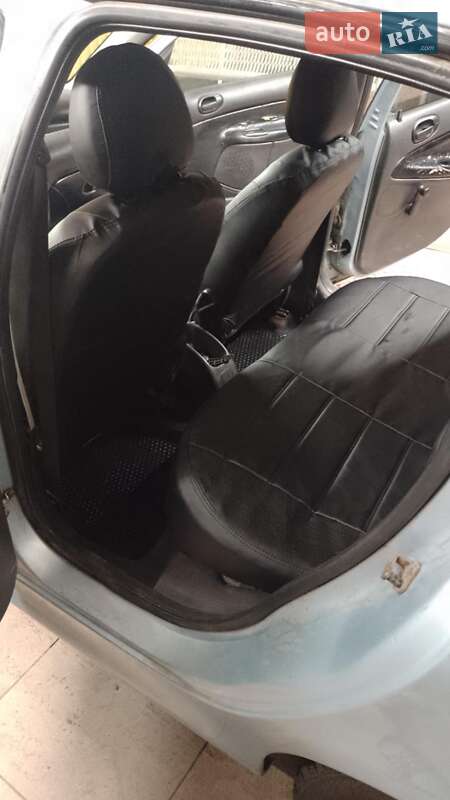 Хэтчбек Peugeot 206 2005 в Благовещенском фото 12 Хэтчбек Peugeot 206 2005 в Благовещенском