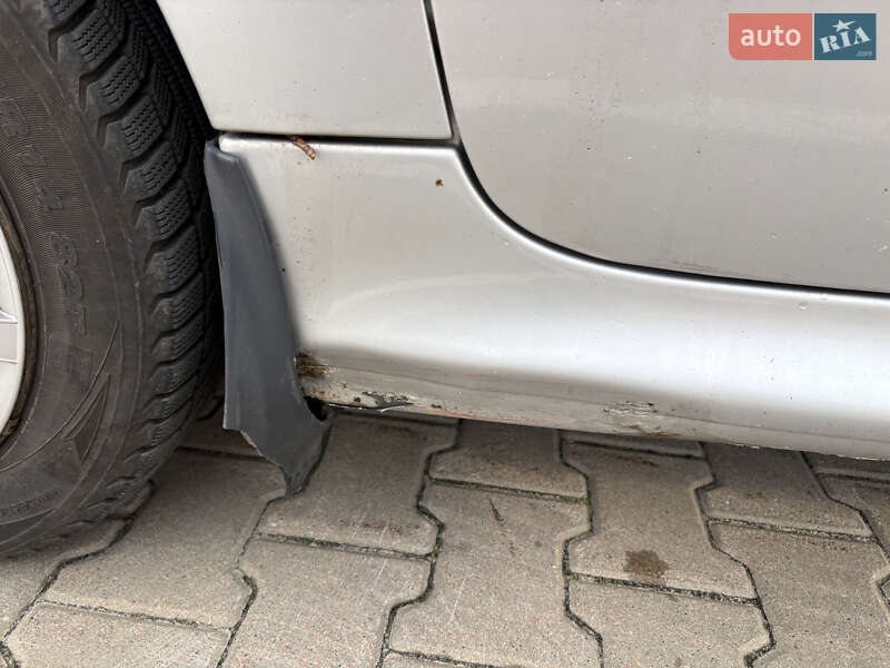 Хетчбек Peugeot 206 2005 в Києві