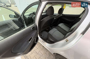 Хетчбек Peugeot 206 2005 в Києві