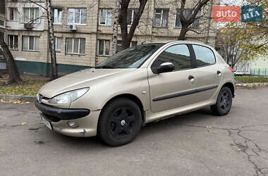 Хэтчбек Peugeot 206 2008 в Киеве