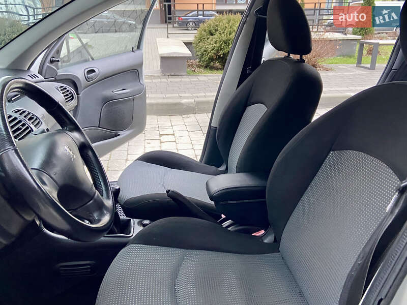 Універсал Peugeot 206 2004 в Івано-Франківську