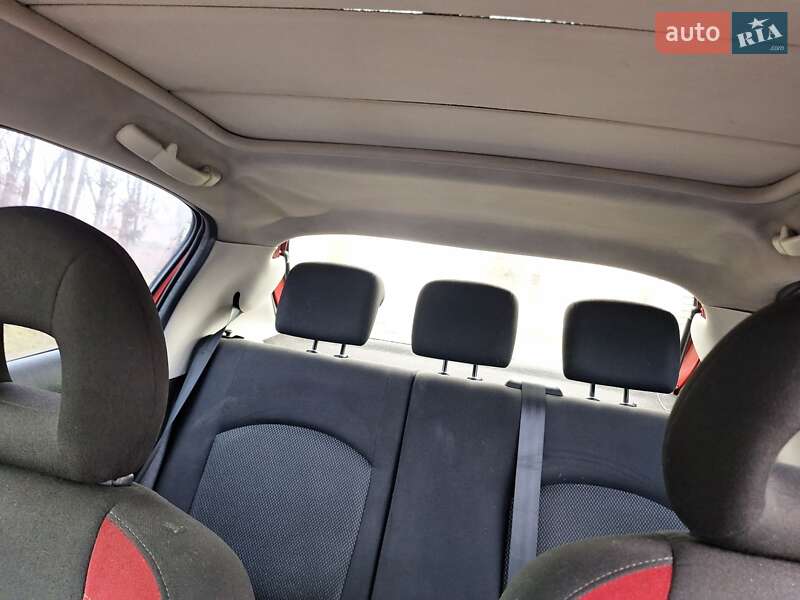 Седан Peugeot 206 2006 в Каменском фото 46 Седан Peugeot 206 2006 в Каменском