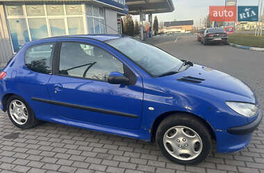 Хетчбек Peugeot 206 2004 в Львові